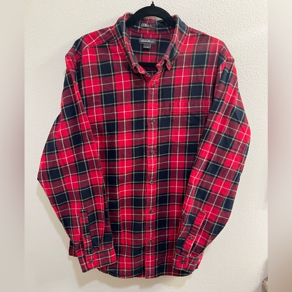 Eddie Bauer Mens Shirt Red Black Plaid Flannel Button Down Long Sleeve XL - Picture 1 of 3